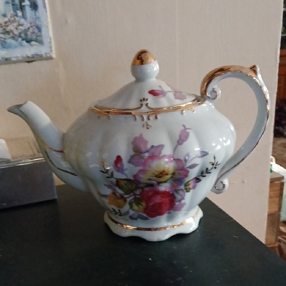Floral Gold-Trimmed Teapot